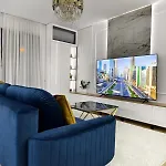 Apartment Art Deluxe - Private Parking