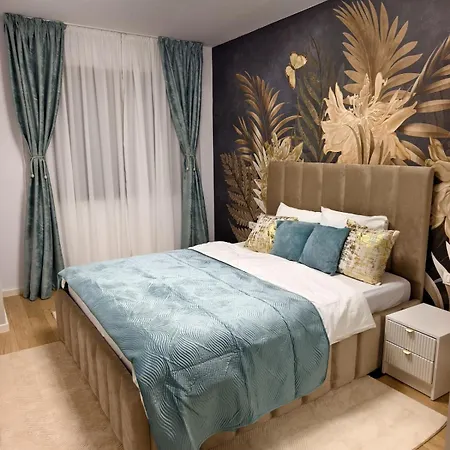 Art Deluxe - Private Parking Apartment *