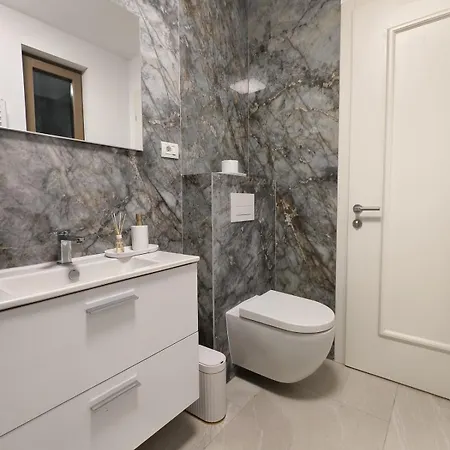 Art Deluxe - Private Parking Apartment Timisoara