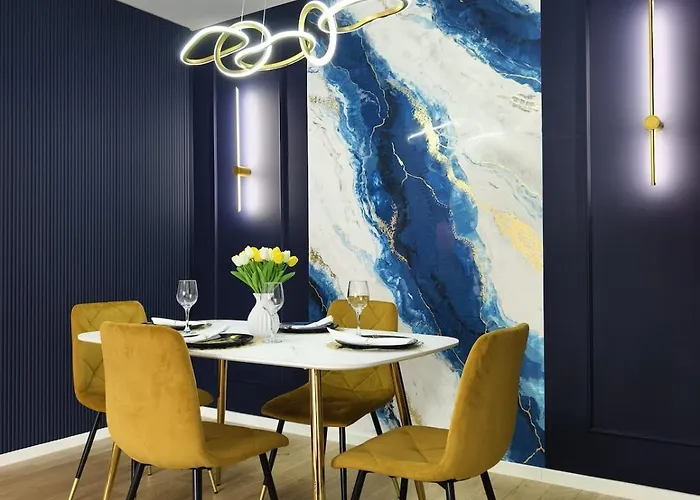 Art Deluxe - Private Parking Apartment *