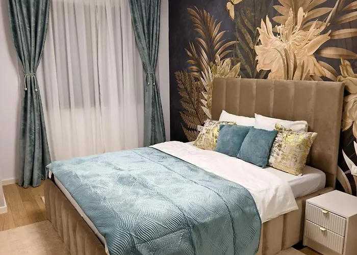 Art Deluxe - Private Parking Apartment *